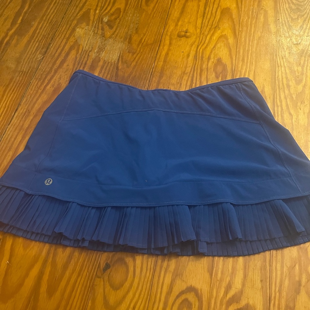 lululemon resolution skirt